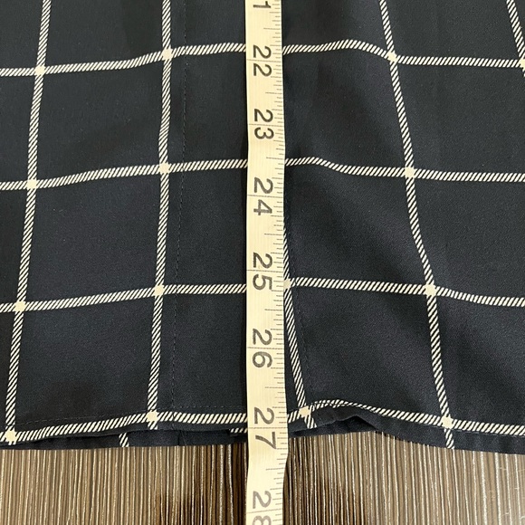 Banana Republic Boyfriend Fit Windowpane Plaid Long Sleeve Top Size S - Picture 9 of 11